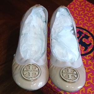 Tory Burch Tan/Gold Leather Patent Ballerina Flats
